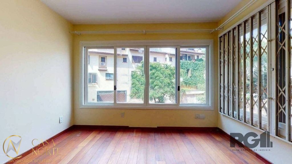Casa de Condomínio à venda com 3 quartos, 222m², 2 suítes, 2 vagas, Rua Tomaz Gonzaga no bairro Boa Vista em Porto Alegre