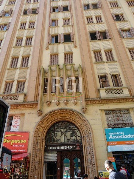 Sala Comercial à venda , 33m², Praça Otavio Rocha no bairro Centro Histórico em Porto Alegre
