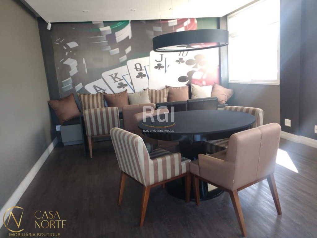 Apartamento à venda com 3 quartos, 53m², 1 suíte, 1 vaga, Rua Airton Ferreira da Silva no bairro Farrapos em Porto Alegre