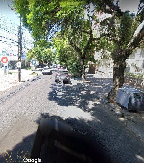 Apartamento à venda com 2 quartos, 72m², 2 vagas, Rua Barao do Amazonas no bairro Petrópolis em Porto Alegre