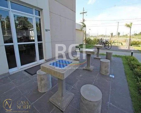 Apartamento à venda com 3 quartos, 53m², 1 suíte, 1 vaga, Rua Airton Ferreira da Silva no bairro Farrapos em Porto Alegre