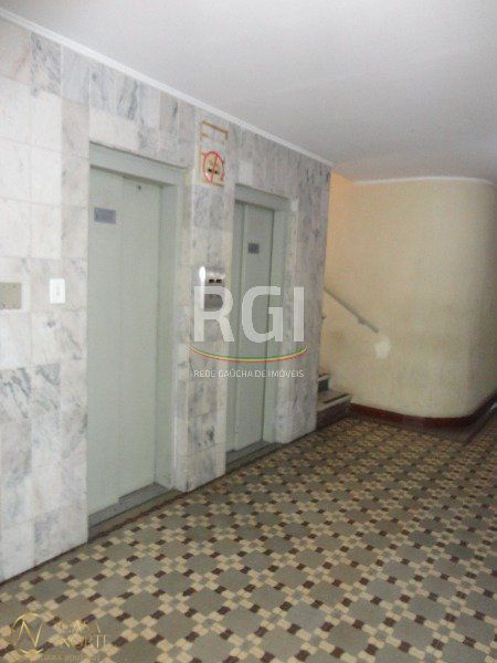 Sala Comercial à venda , 33m², Praça Otavio Rocha no bairro Centro Histórico em Porto Alegre