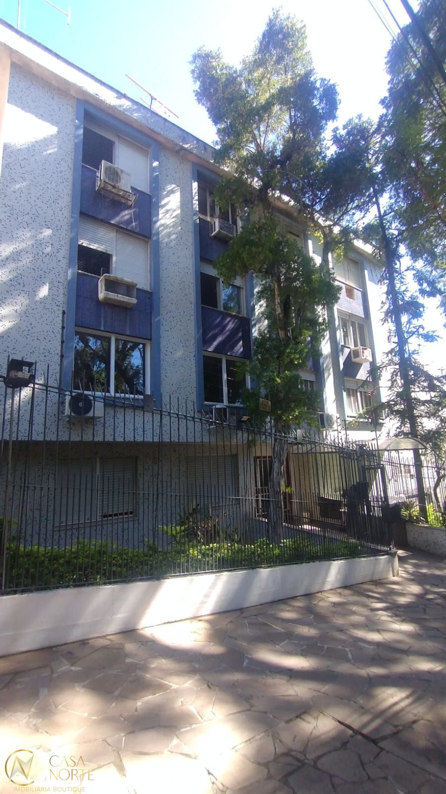 Apartamento à venda , 28m², 1 vaga, Rua Portugal no bairro São João em Porto Alegre