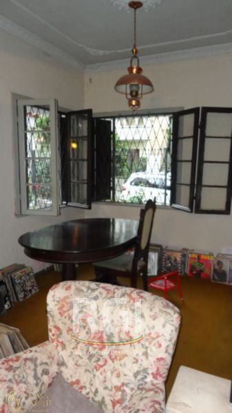 Casa à venda com 3 quartos, 200m², 2 vagas, Dezesseis de Julho no bairro São João em Porto Alegre