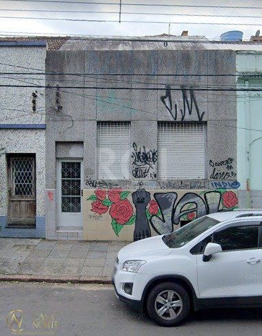 Casa à venda com 2 quartos, 70m², Rua General Lima e Silva no bairro Centro Histórico em Porto Alegre