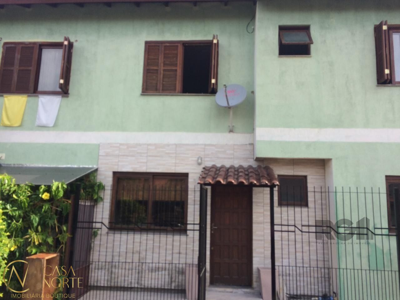 Sobrado à venda com 2 quartos, 80m², 1 vaga, Rua Geraldo Tollens Linck no bairro Hípica em Porto Alegre