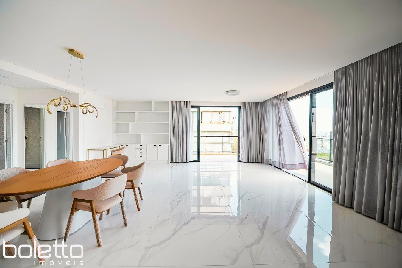 Apartamento de 3 quartos, 220m² no bairro Petrópolis, em Porto Alegre | Eu Corretor
