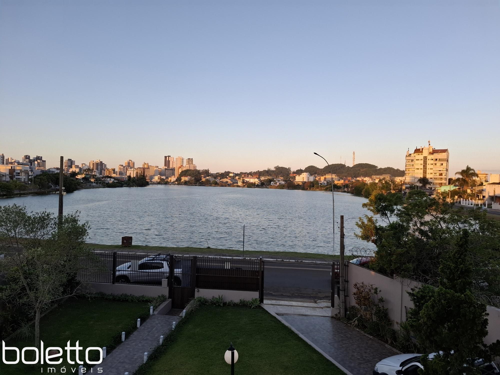 Casa de 5 quartos, 243m² no bairro Praia da Cal, em Torres | Eu Corretor