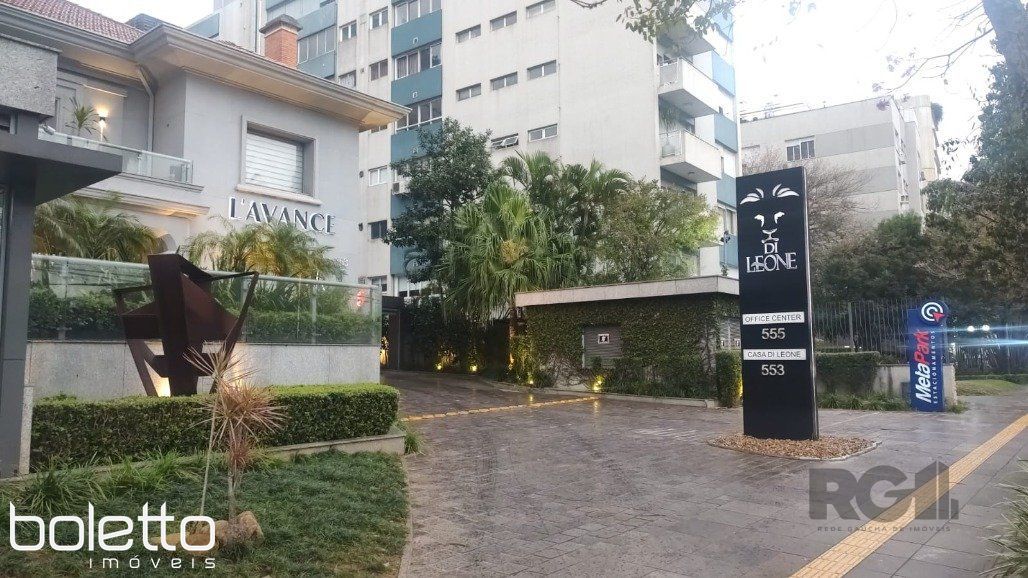 Sala Comercial de 2 quartos, 140m² no bairro Floresta, em Porto Alegre | Eu Corretor