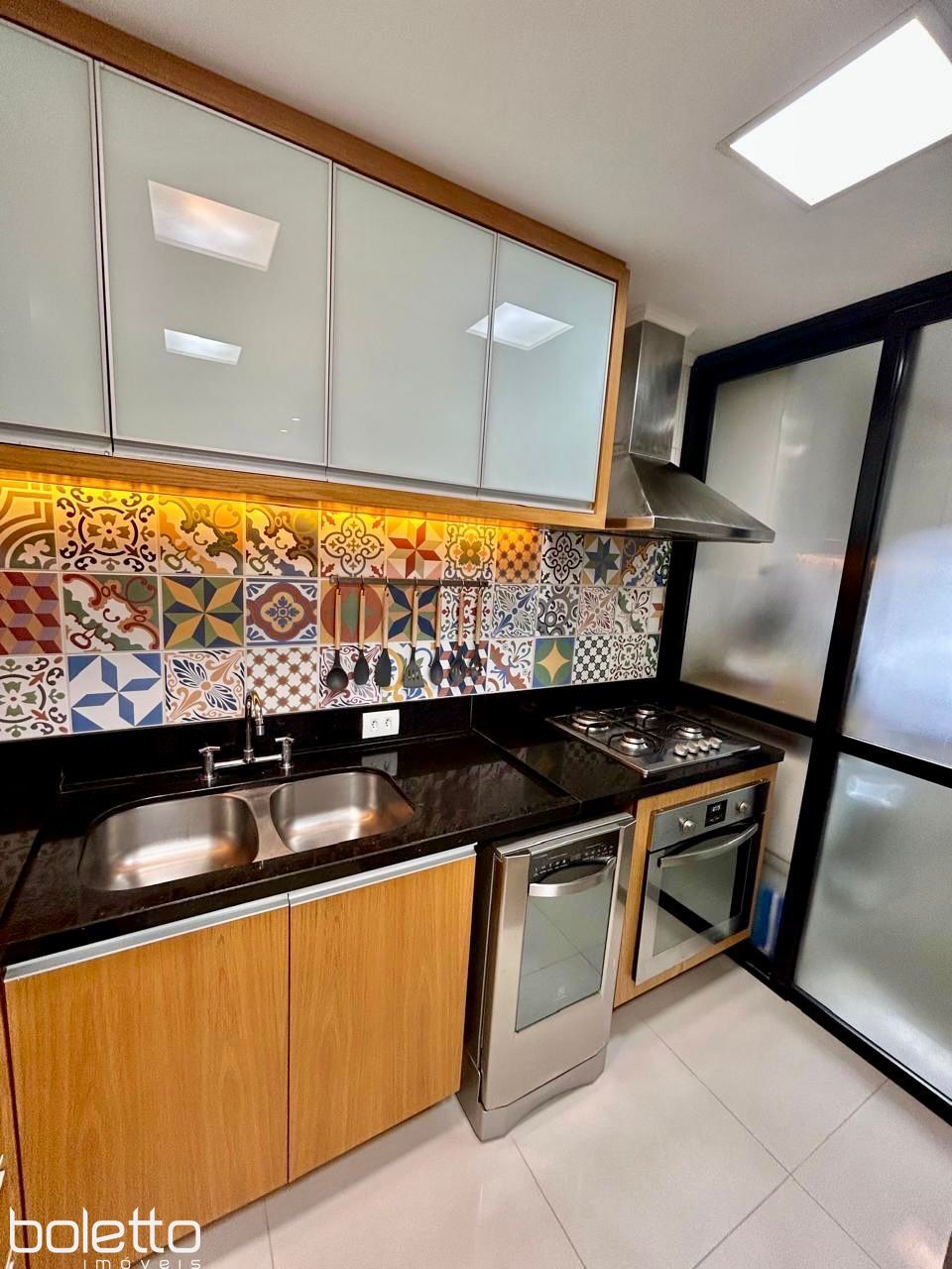 Apartamento de 3 quartos, 82m² no bairro Camaquã, em Porto Alegre | Eu Corretor