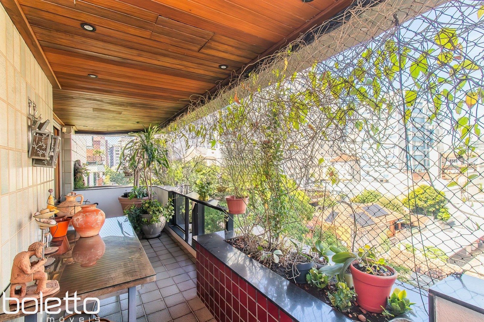 Apartamento de 3 quartos, 215m² no bairro Independência, em Porto Alegre | Eu Corretor