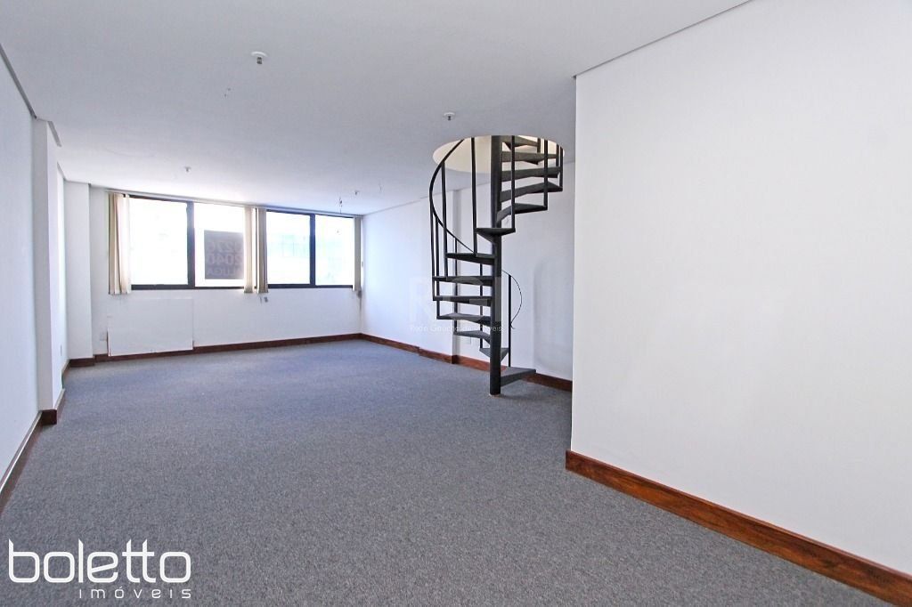 Sala Comercial de 131m² no bairro Petrópolis, em Porto Alegre | Eu Corretor