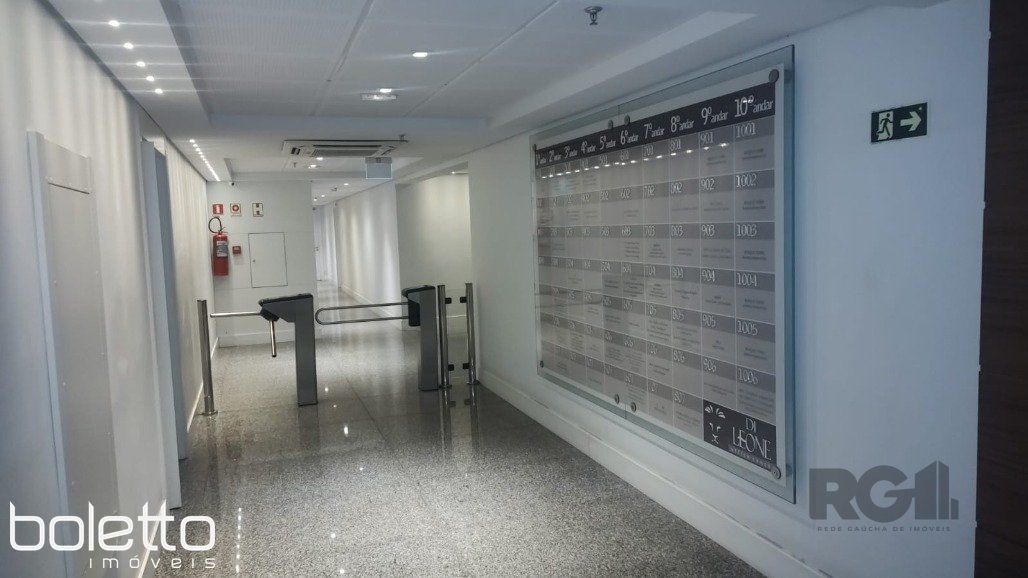 Sala Comercial de 2 quartos, 140m² no bairro Floresta, em Porto Alegre | Eu Corretor