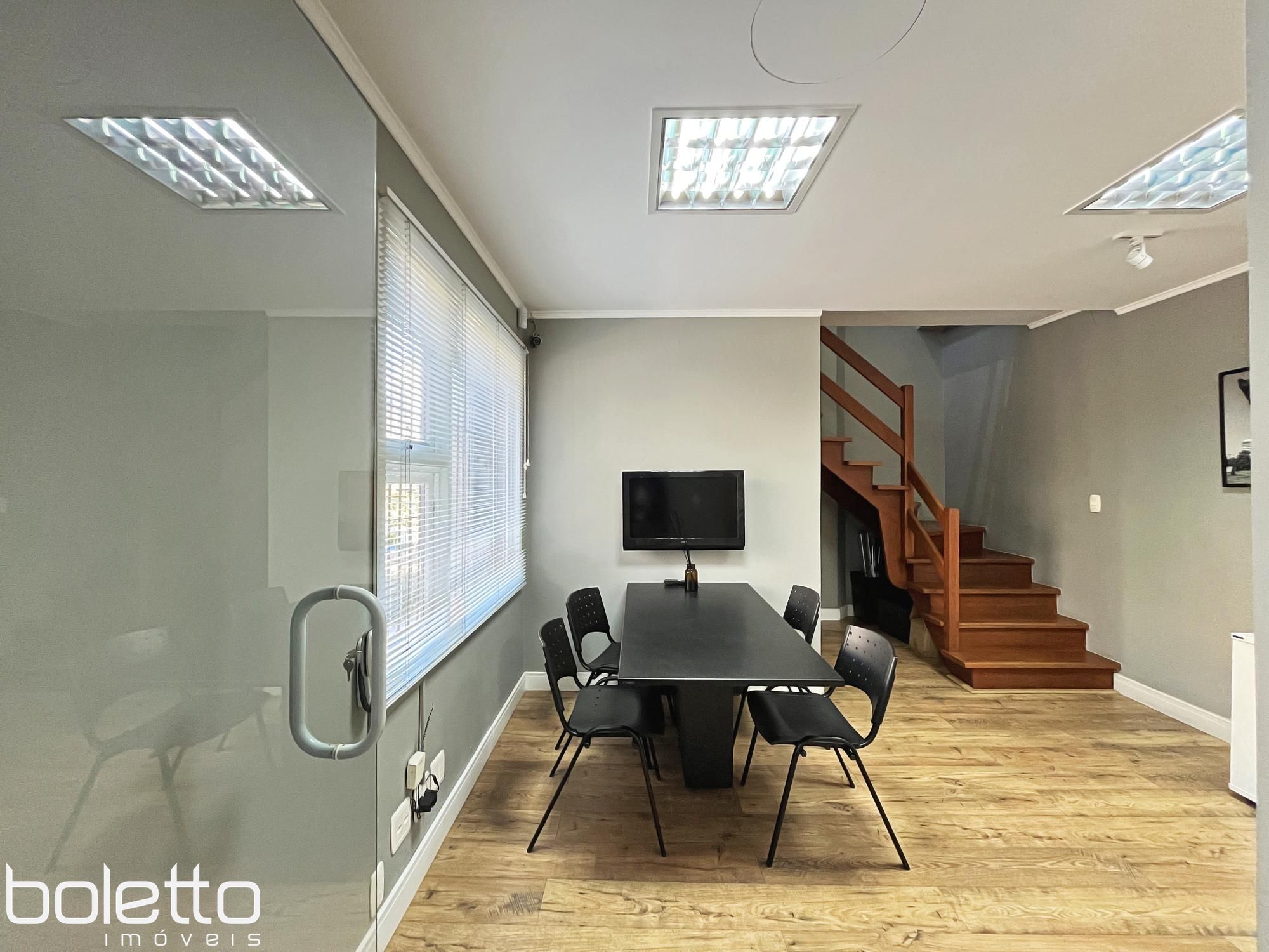 Imóvel Comercial de 5 quartos, 250m² no bairro Petrópolis, em Porto Alegre | Eu Corretor