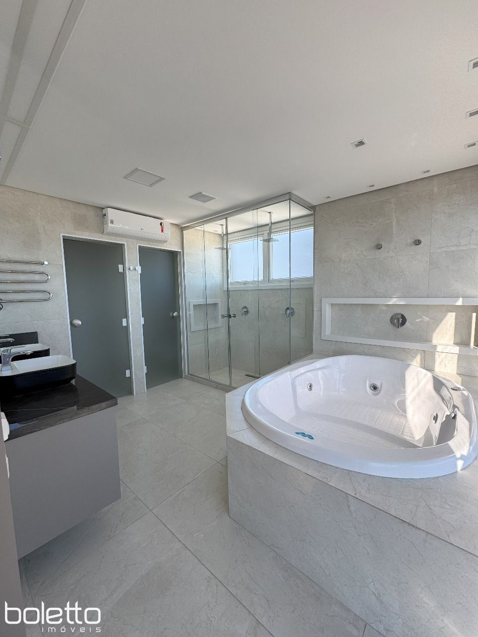 Apartamento de 4 quartos, 296m² no bairro Prainha, em Torres | Eu Corretor