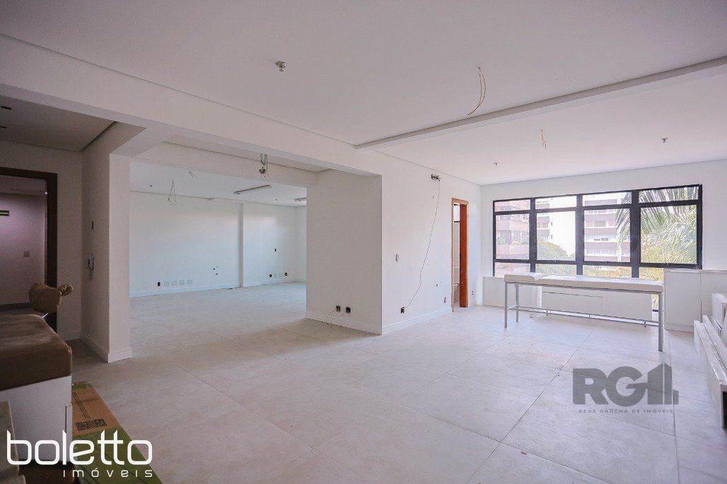 Sala Comercial de 83m² no bairro Auxiliadora, em Porto Alegre | Eu Corretor