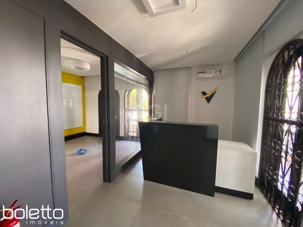 Imóvel Comercial de 650m² no bairro Partenon, em Porto Alegre | Eu Corretor