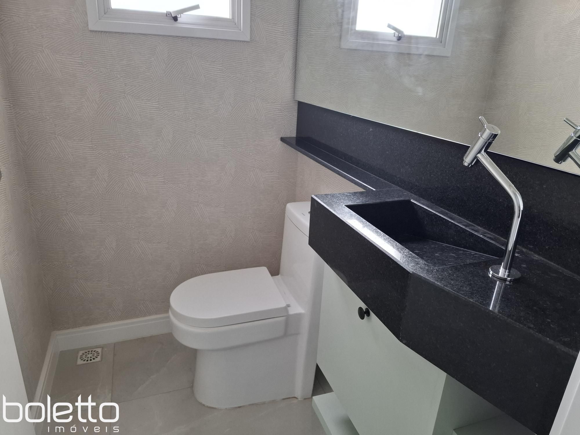 Sobrado de 2 quartos, 91m² no bairro Igra Sul, em Torres | Eu Corretor