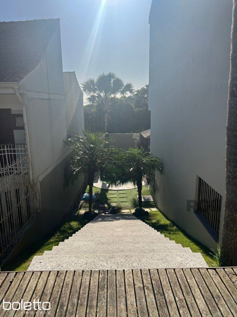 Casa de 3 quartos, 262m² no bairro Ipanema, em Porto Alegre | Eu Corretor