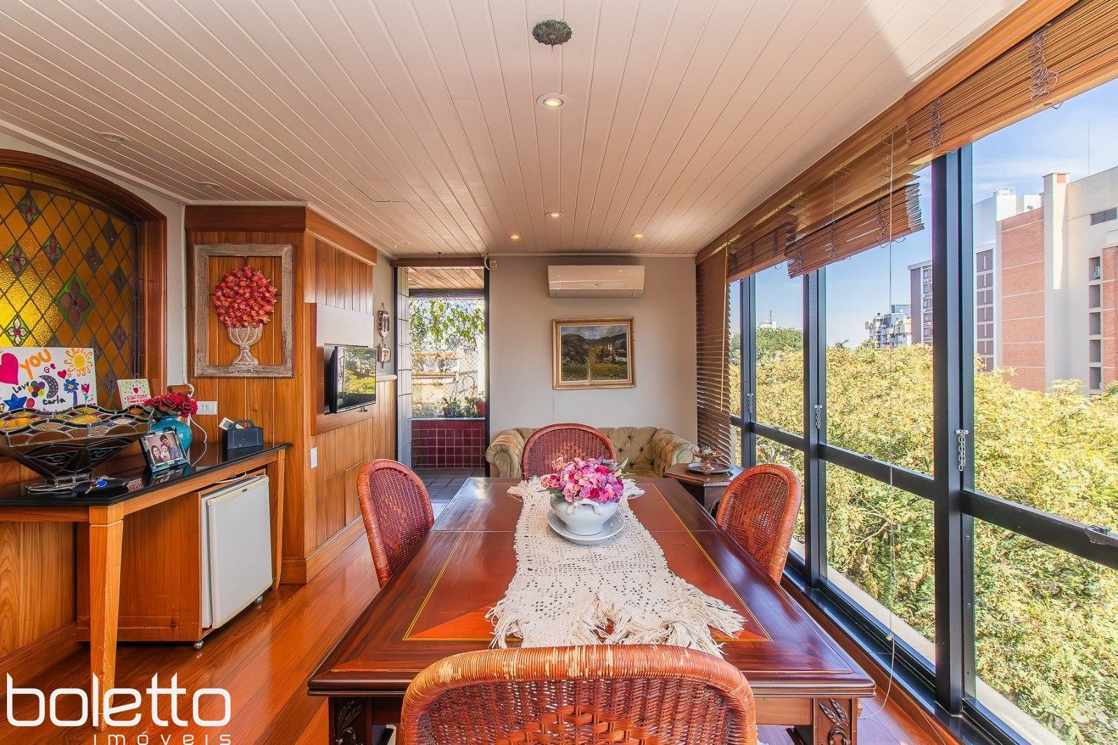 Apartamento de 3 quartos, 215m² no bairro Independência, em Porto Alegre | Eu Corretor