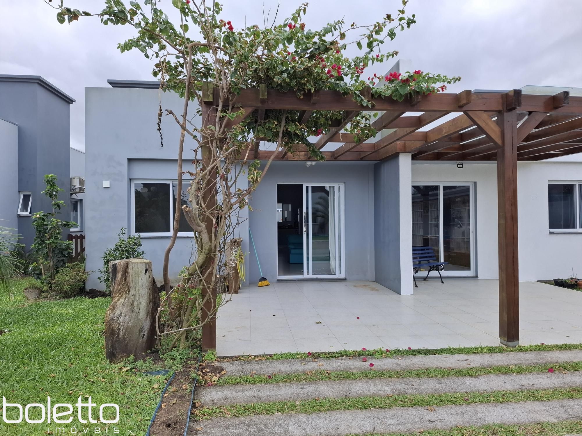 Casa de 3 quartos, 107m² no bairro Praia Miratorres, em Passo de Torres | Eu Corretor