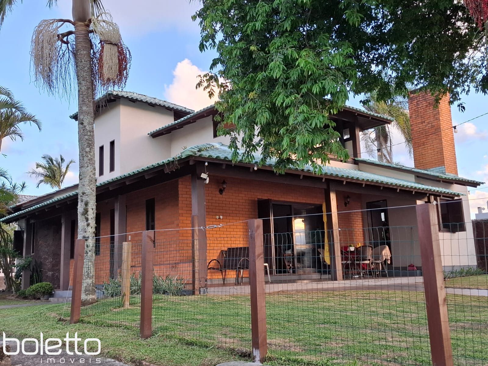 Casa de 3 quartos, 259m² no bairro Igra Norte, em Torres | Eu Corretor