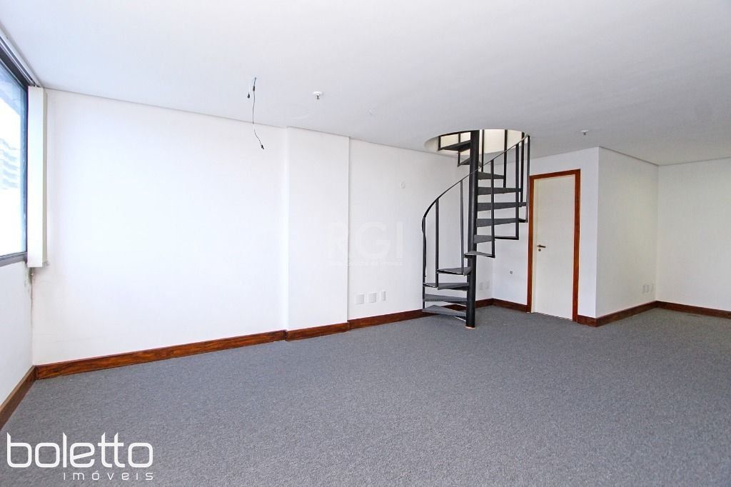 Sala Comercial de 131m² no bairro Petrópolis, em Porto Alegre | Eu Corretor