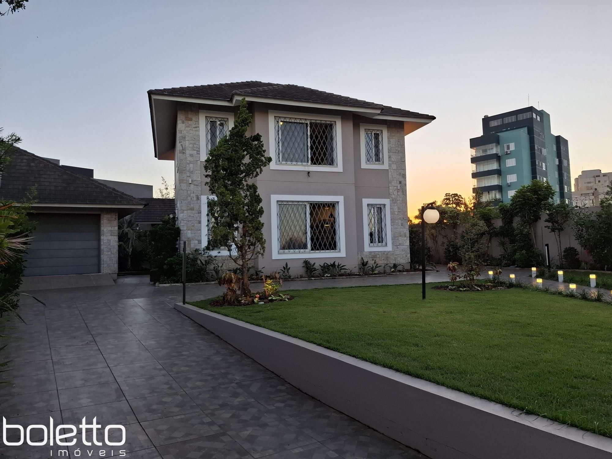 Casa de 5 quartos, 243m² no bairro Praia da Cal, em Torres | Eu Corretor