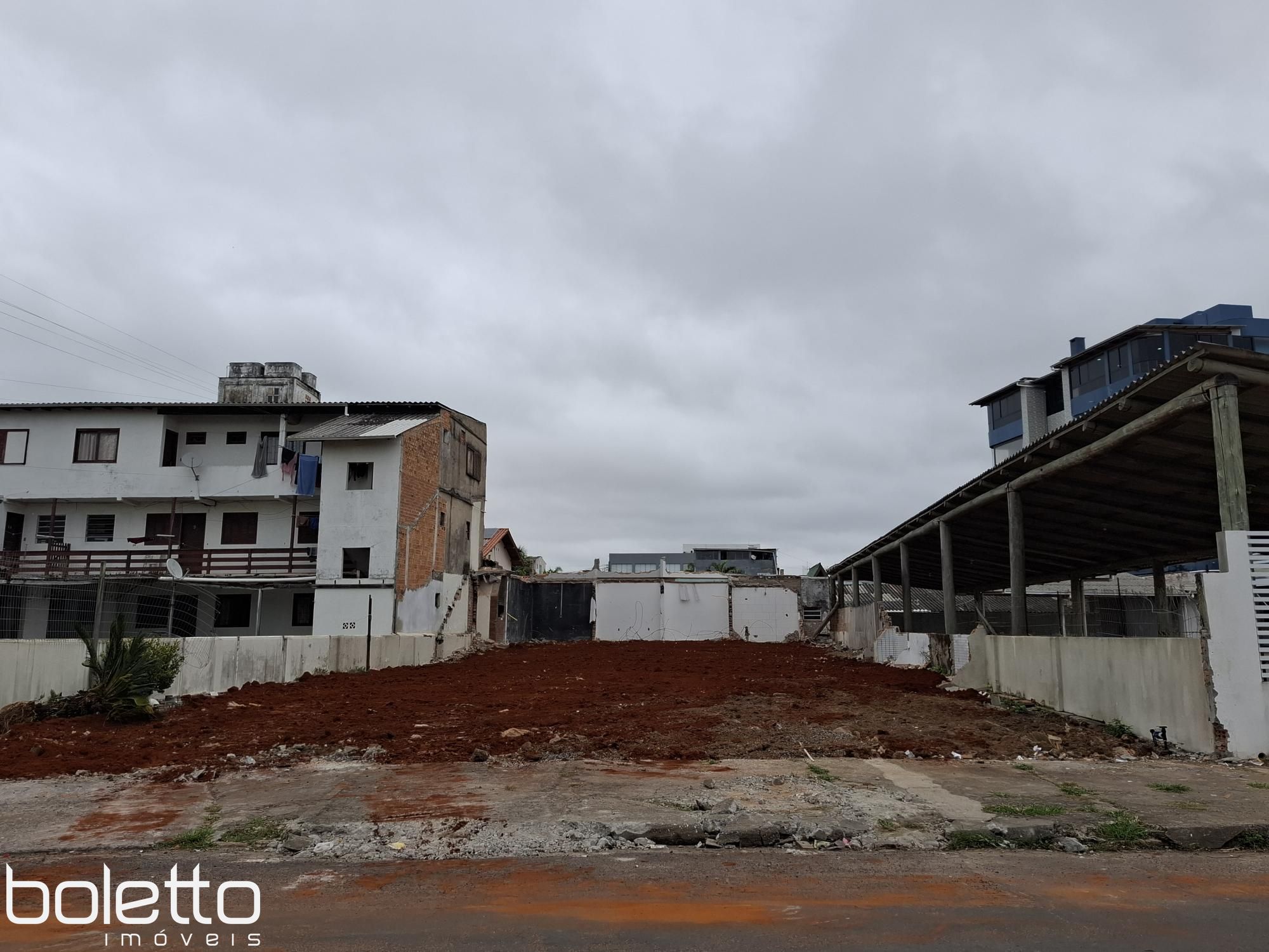 Lote/Terreno de 398m² no bairro Centro, em Torres | Eu Corretor