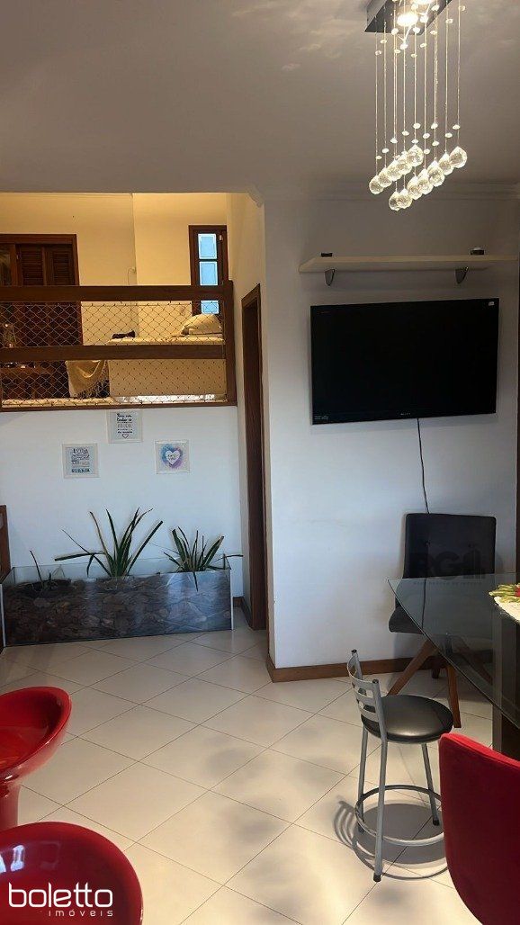 Casa de 3 quartos, 262m² no bairro Ipanema, em Porto Alegre | Eu Corretor