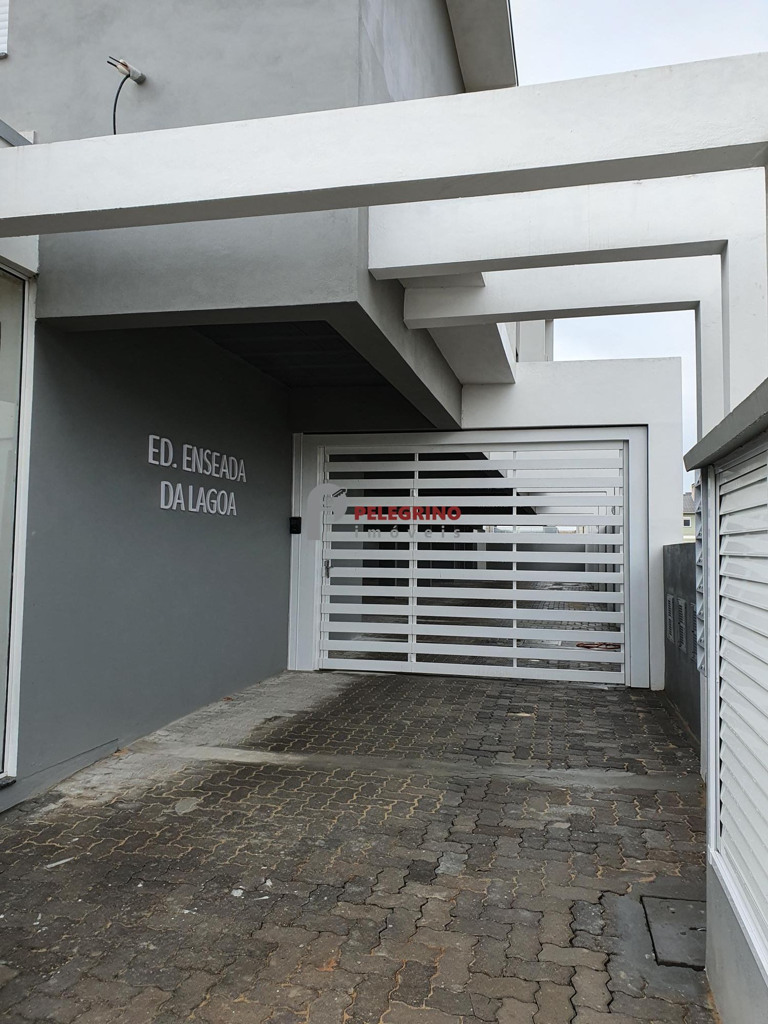 Pelegrino imóveis aluga apartamento no pontal em tapes