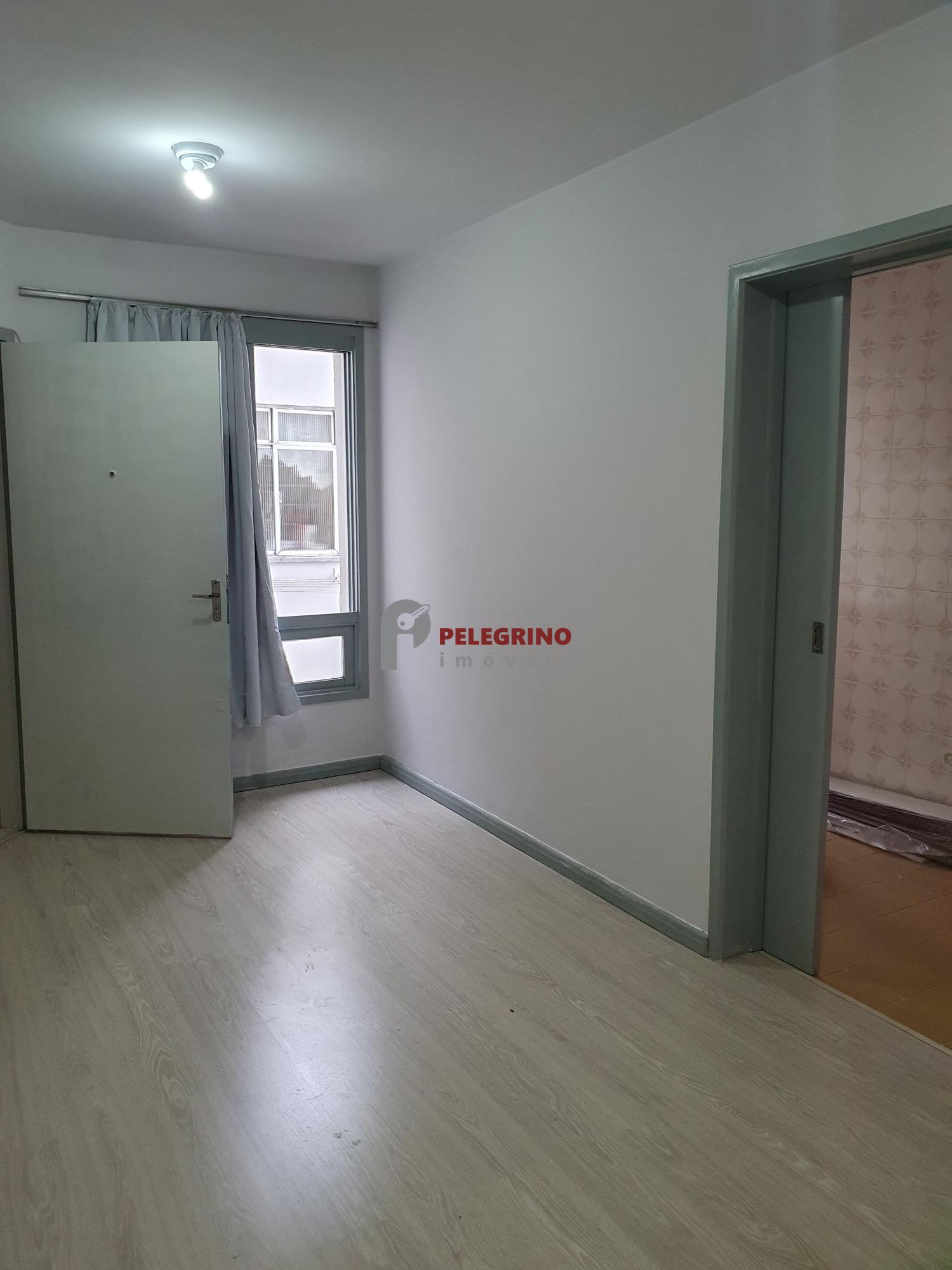 Pelegrino imoveis vende apartamento em porto alegre