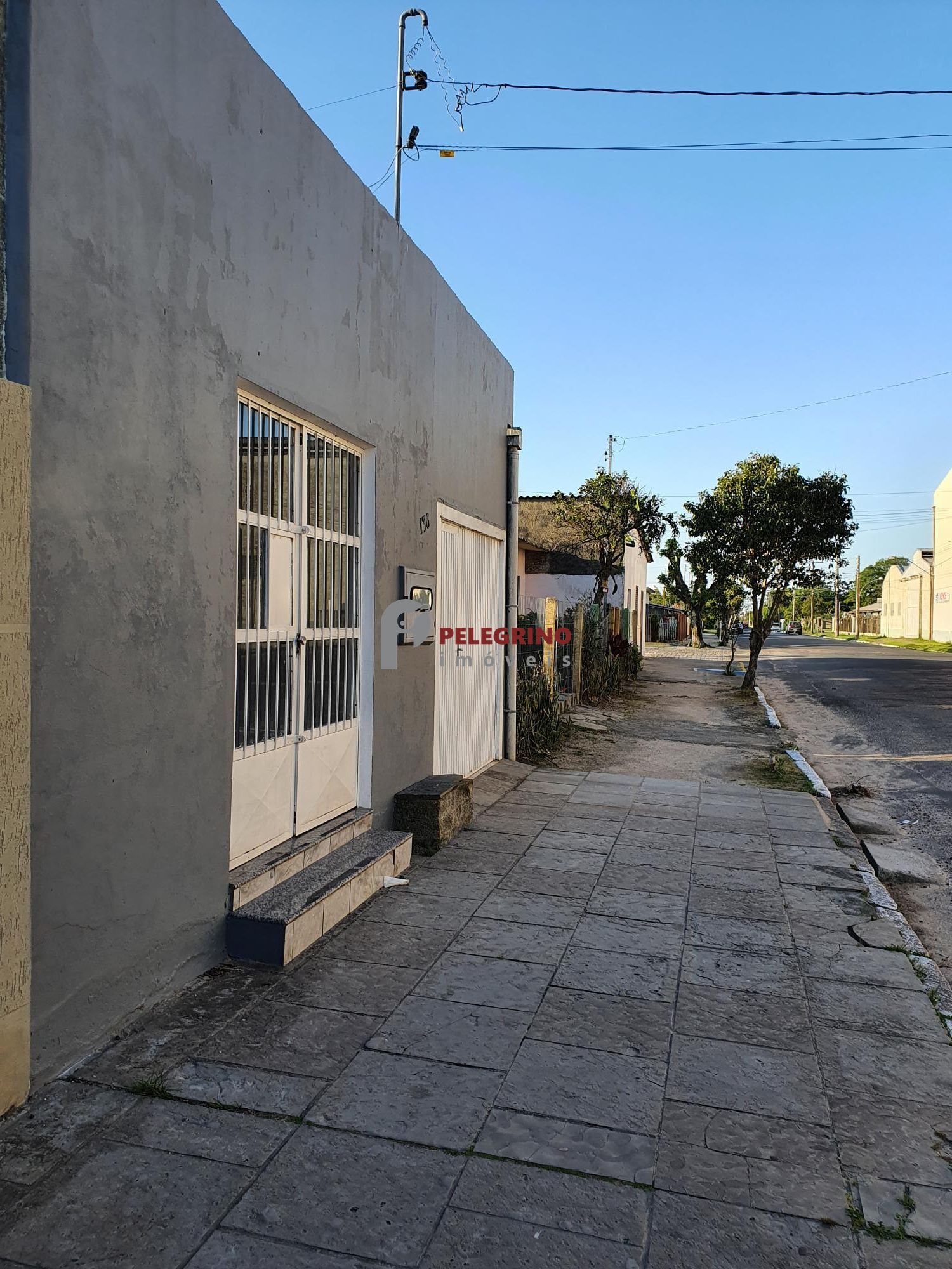 Pelegrino imóveis aluga sala comercial na rua borges de mede