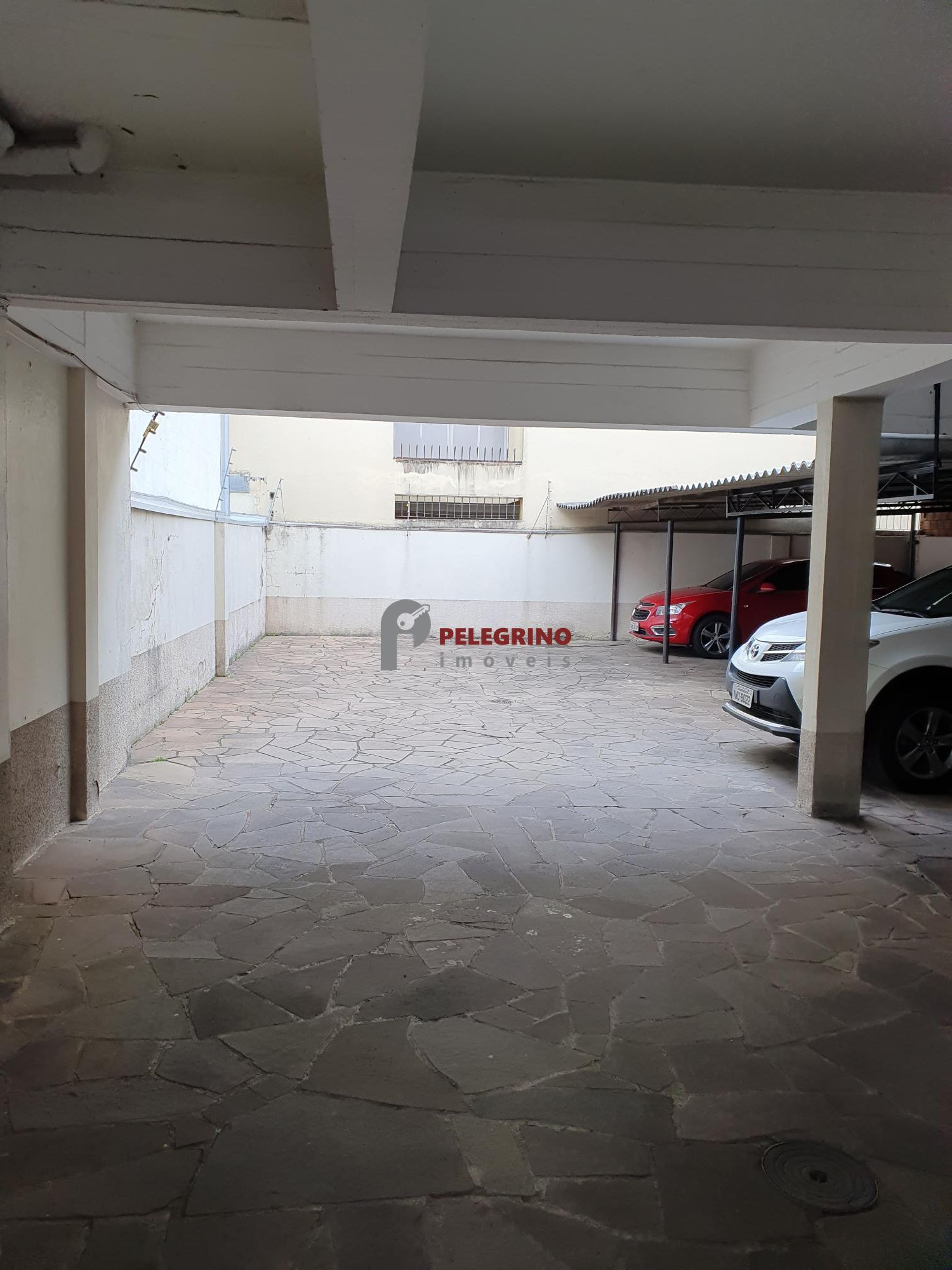 Pelegrino imoveis vende apartamento em porto alegre