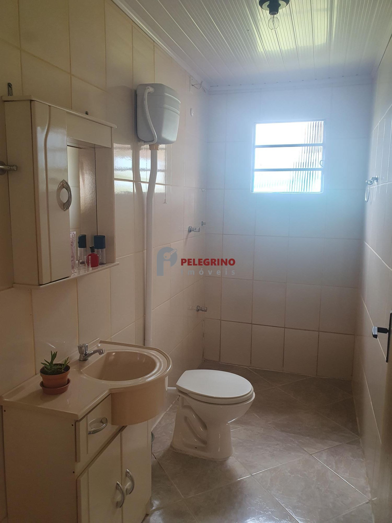 Pelegrino Imóveis vende casa no Balneário Rebello em Tapes