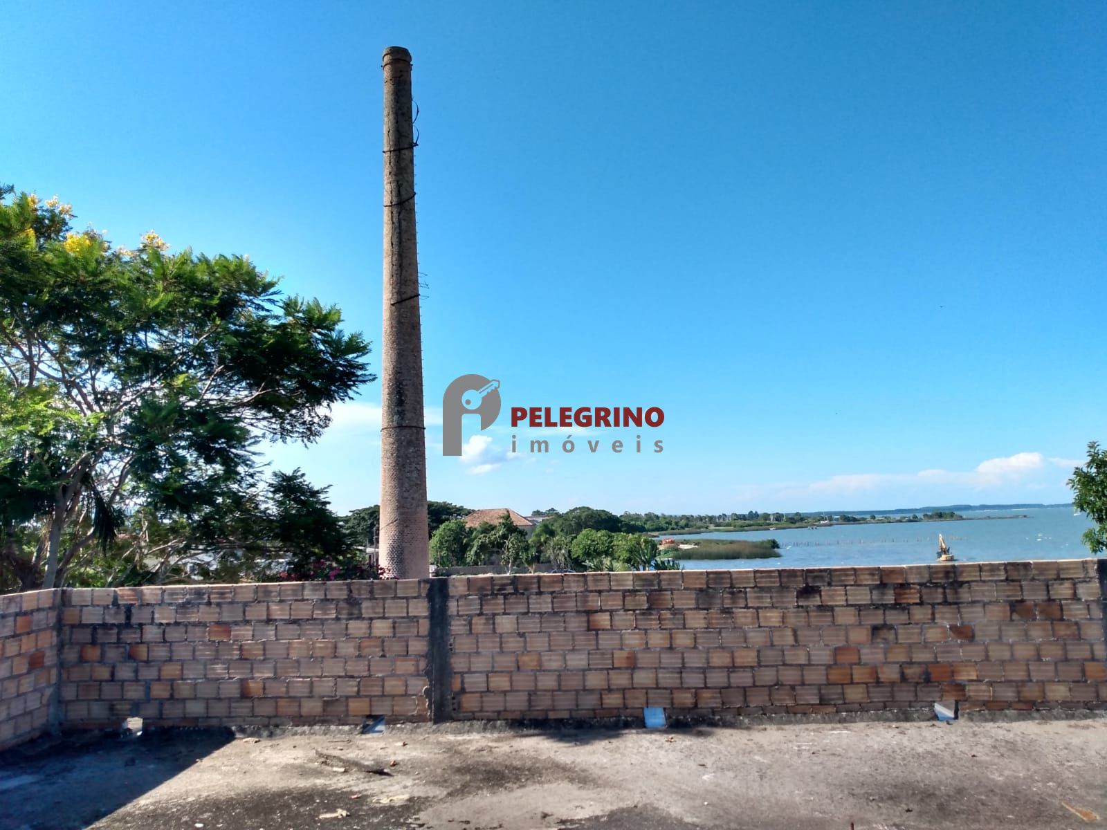Pelegrino Imóveis vende casa no centro