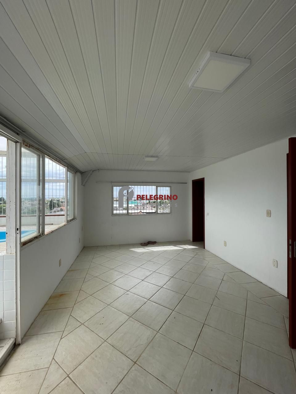 Pelegrino Imóveis vende apartamento no centro de Tapes