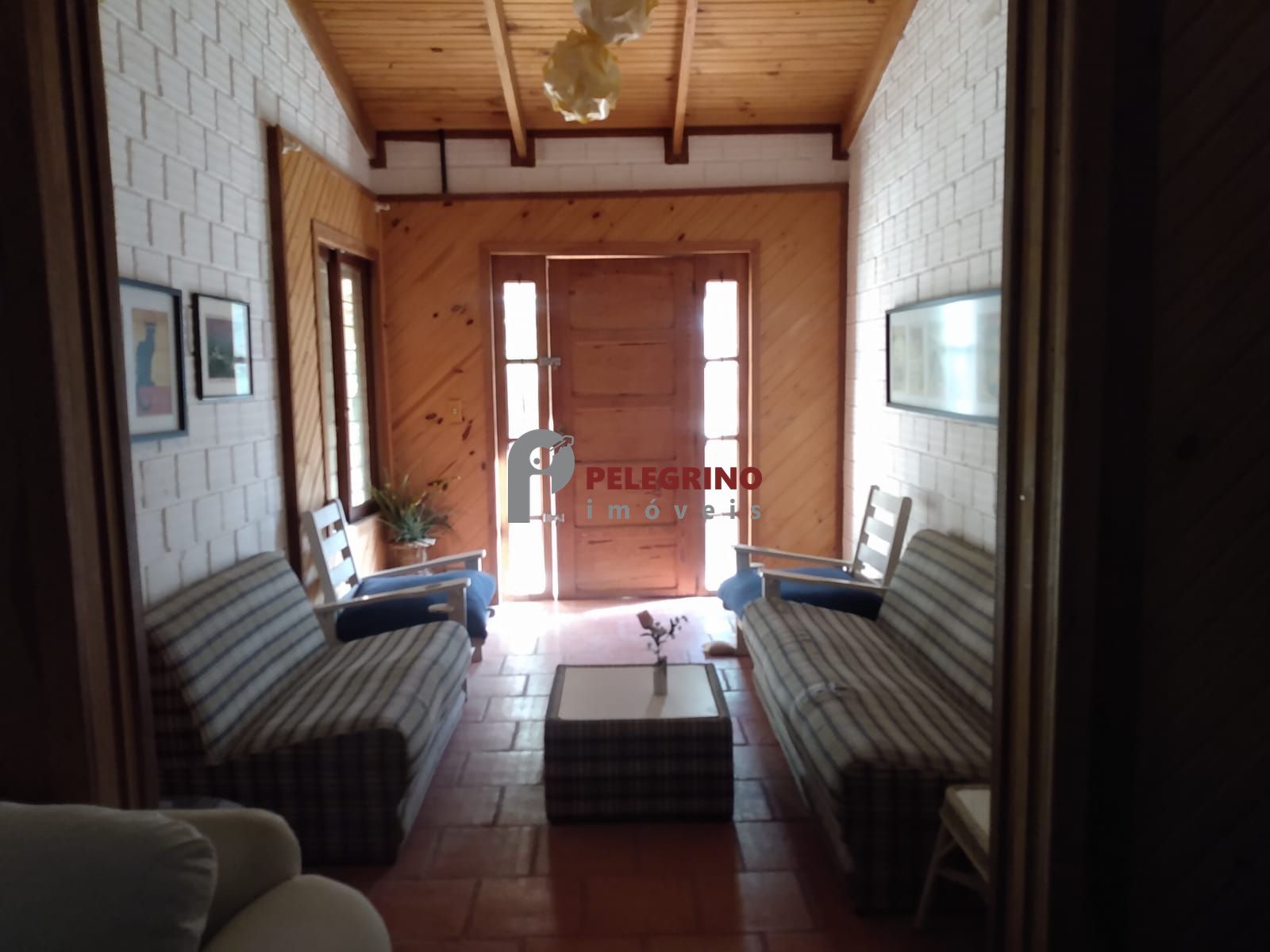 Pelegrino Imóveis vende casa no Balneário Rebello
