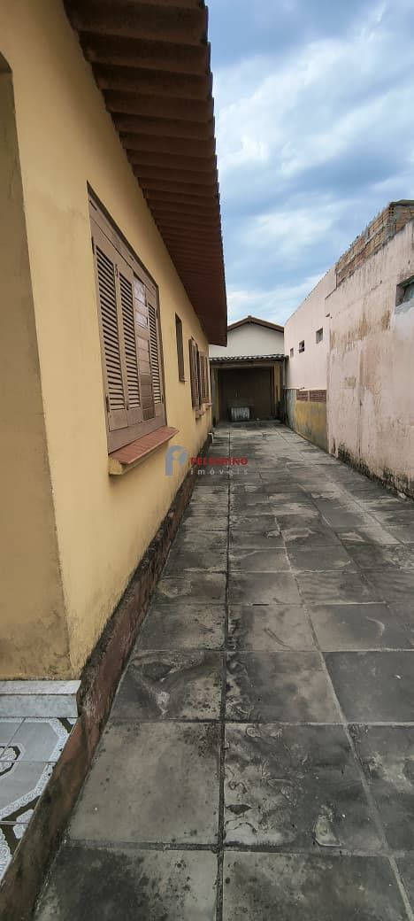 Pelegrino Imóveis vende casa no centro de Tapes - foto 3