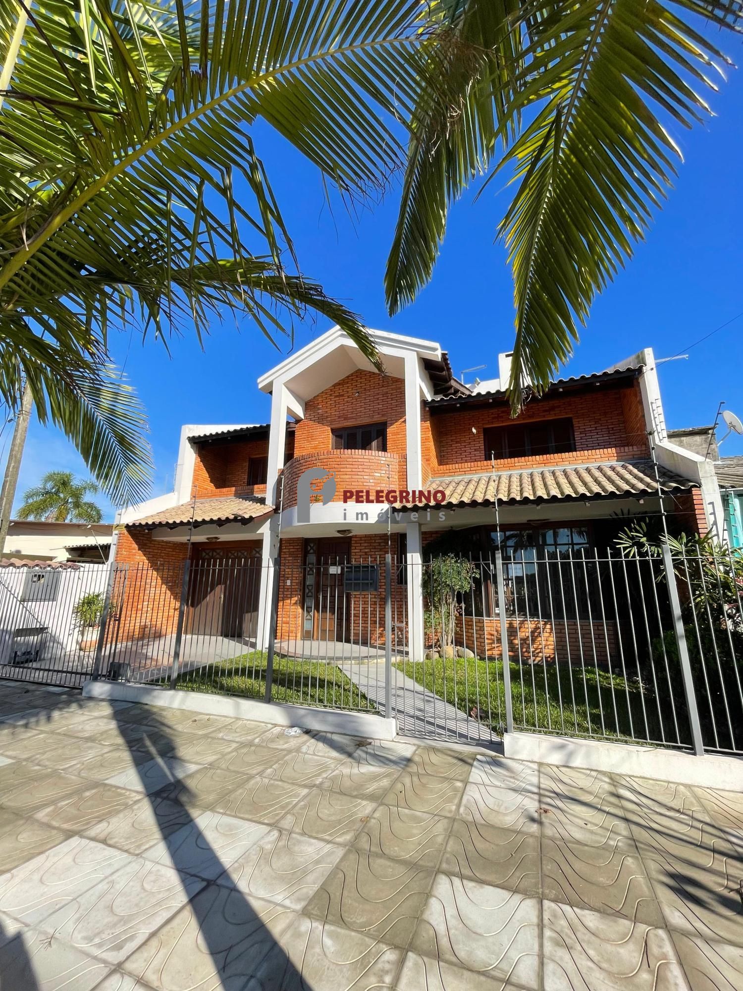 Pelegrino Imóveis vende casa no centro em Tapes