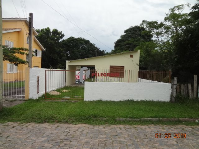 Pelegrino Imóveis vende casa no centro de Tapes