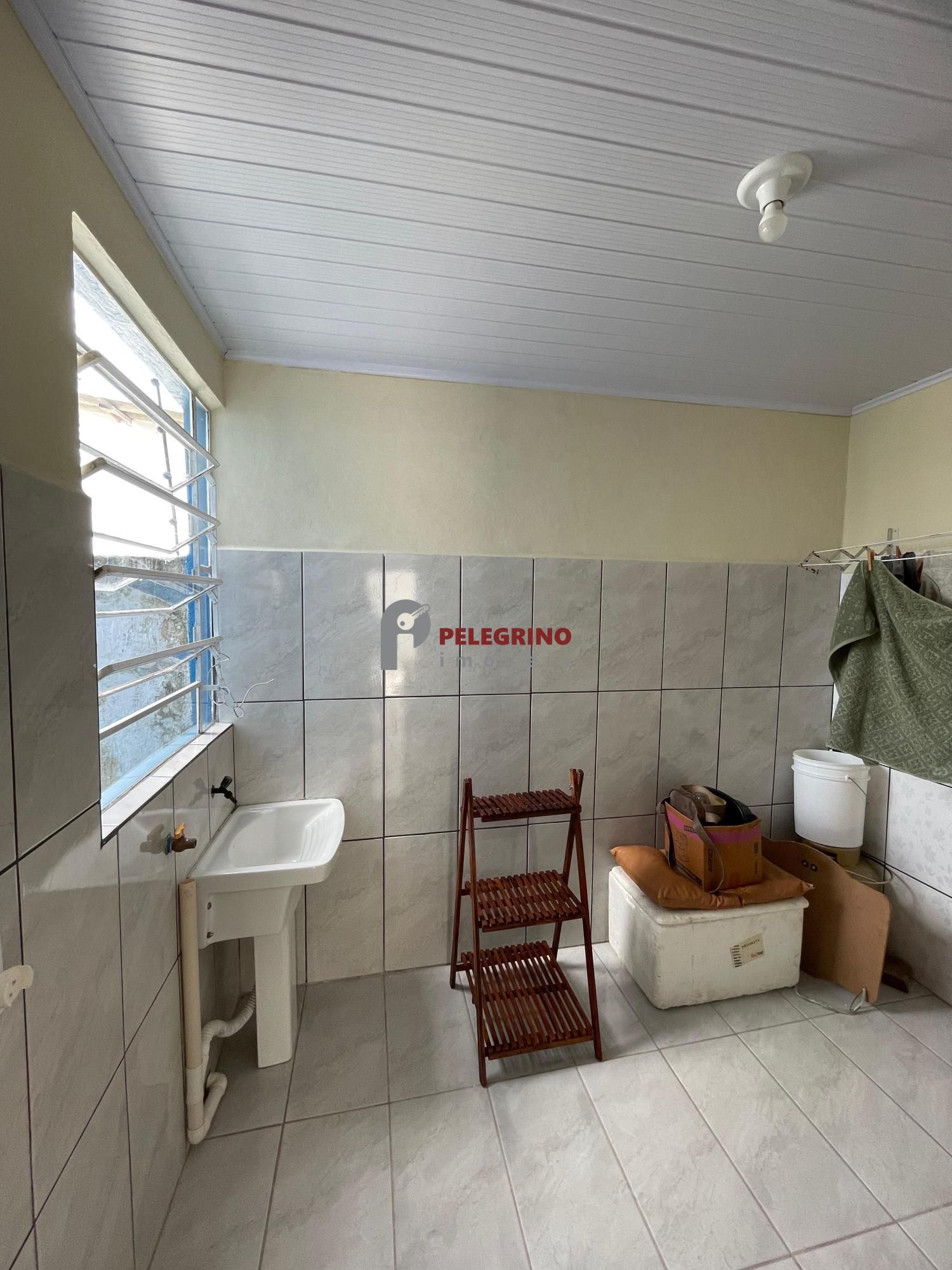 Pelegrino Imoveis vende casa no centro de Tapes