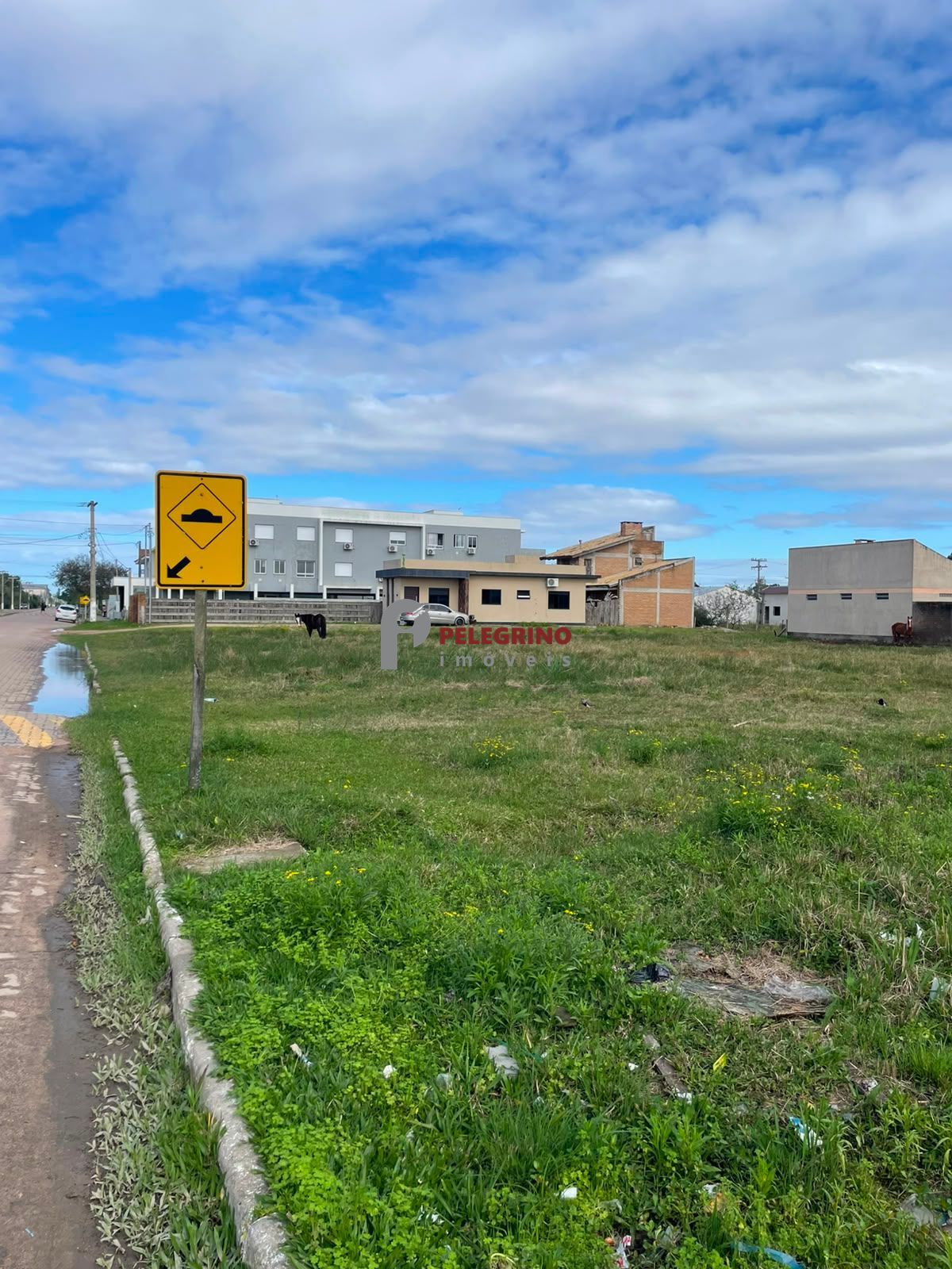 Pelegrino imóveis vende terreno no bairro pontal em tapes - foto 3