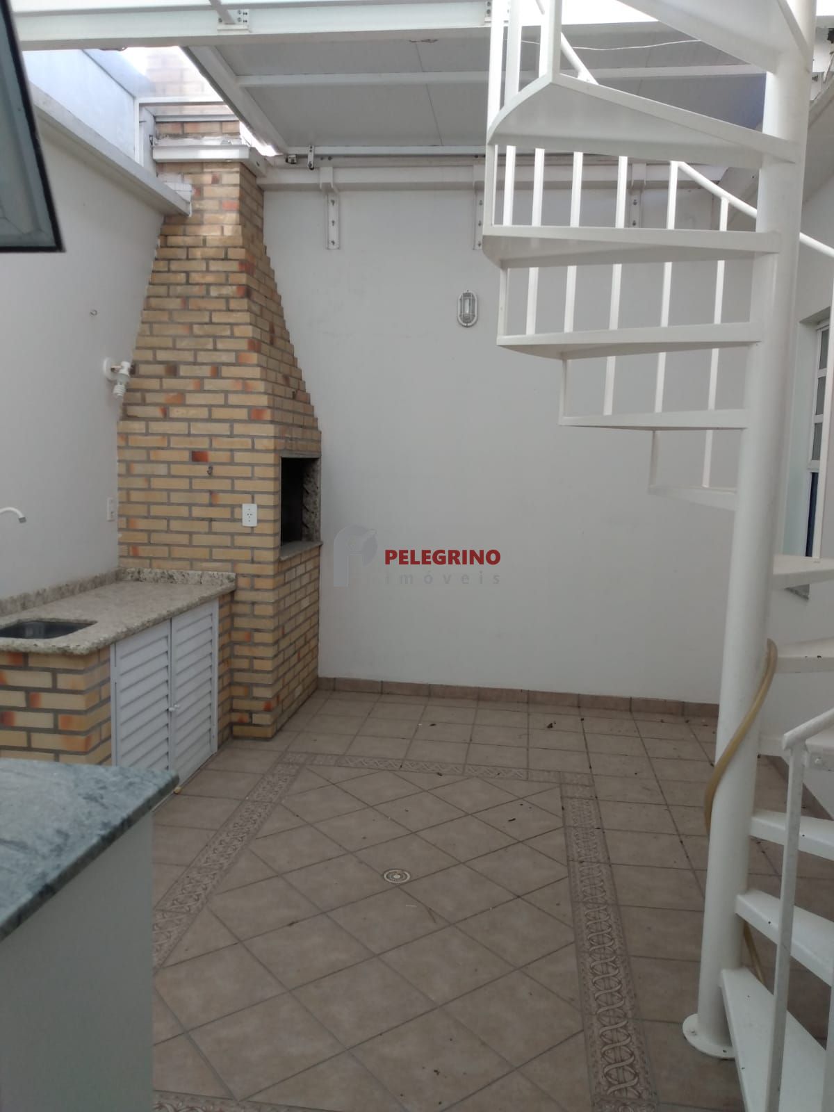 Pelegrino Imóveis vende apartamento no Centro em Tapes