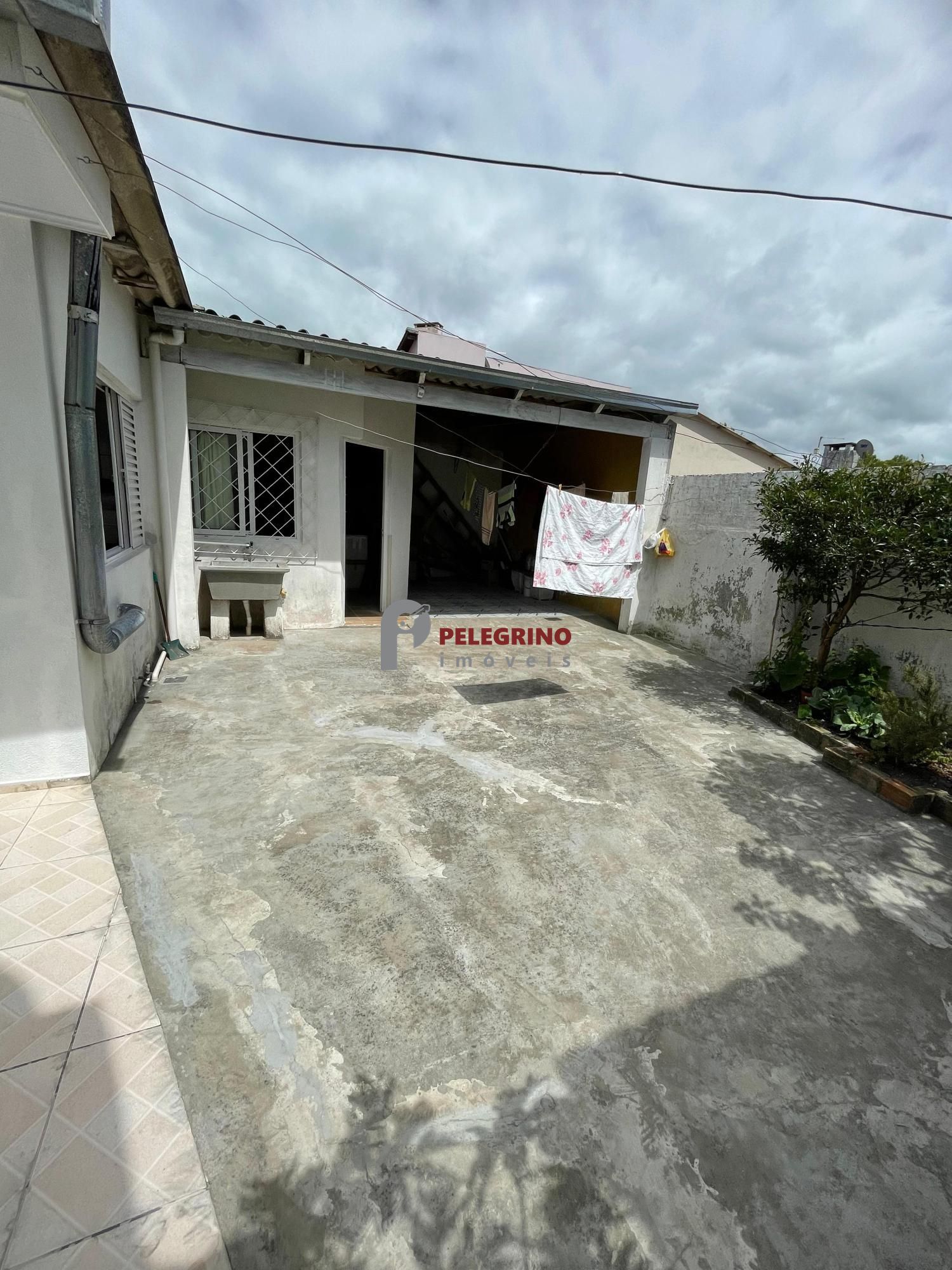 Pelegrino Imoveis vende casa no centro de Tapes