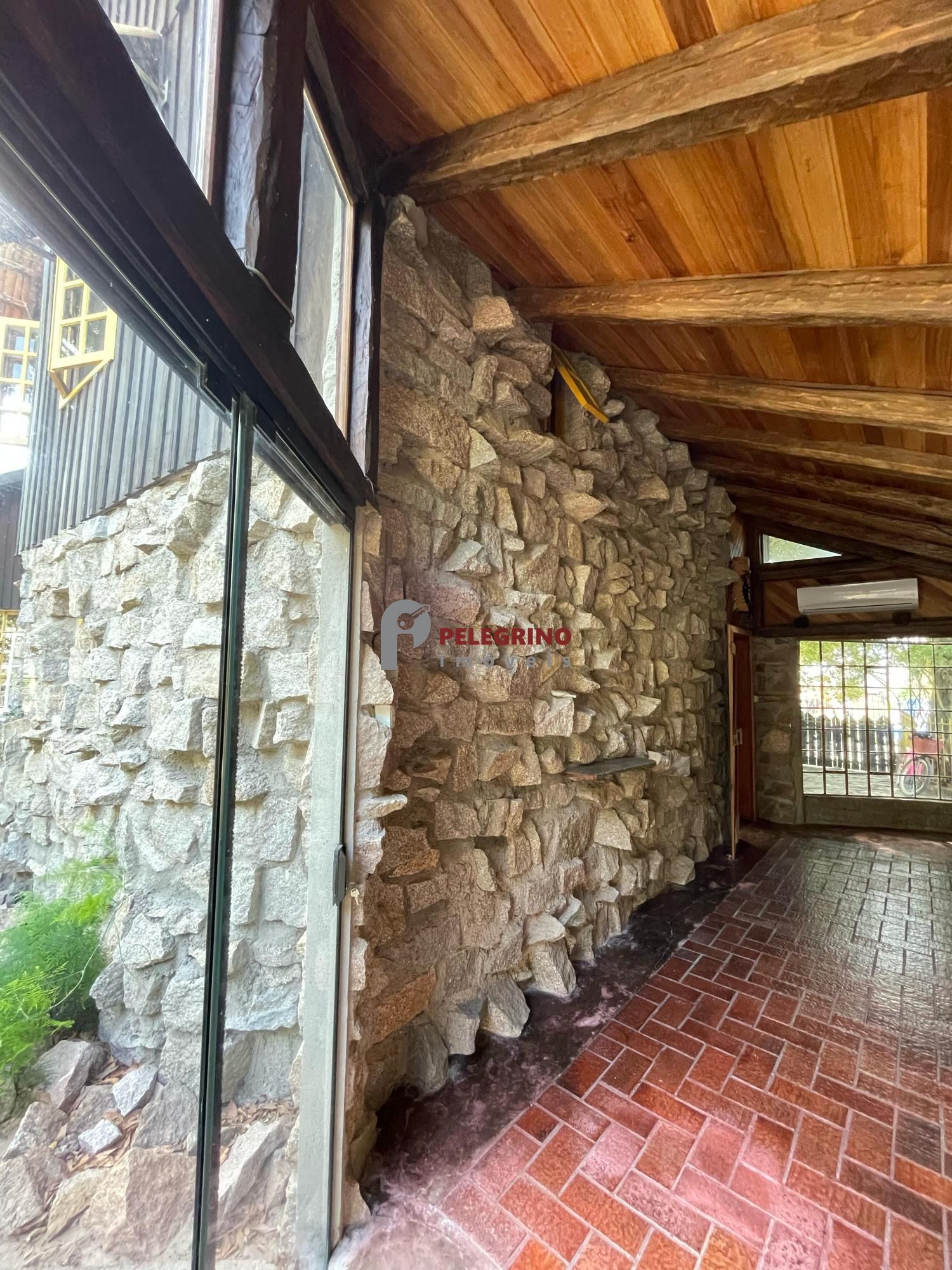 Pelegrino Imóveis vende casa no centro de Tapes