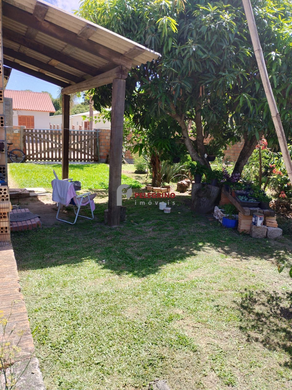 Pelegrino Imóveis vende casa no Balneário