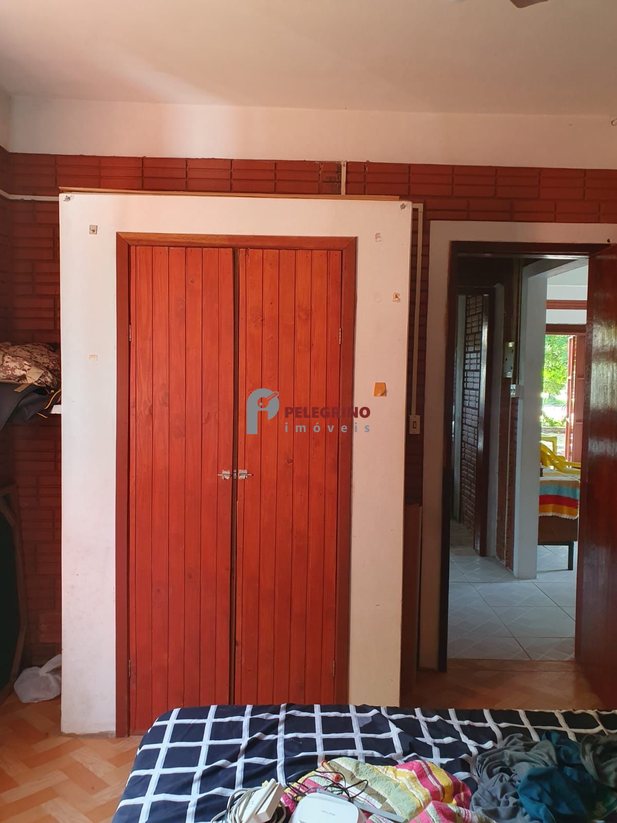 Pelegrino Imóveis vende casa no Bairro Pinvest em Tapes