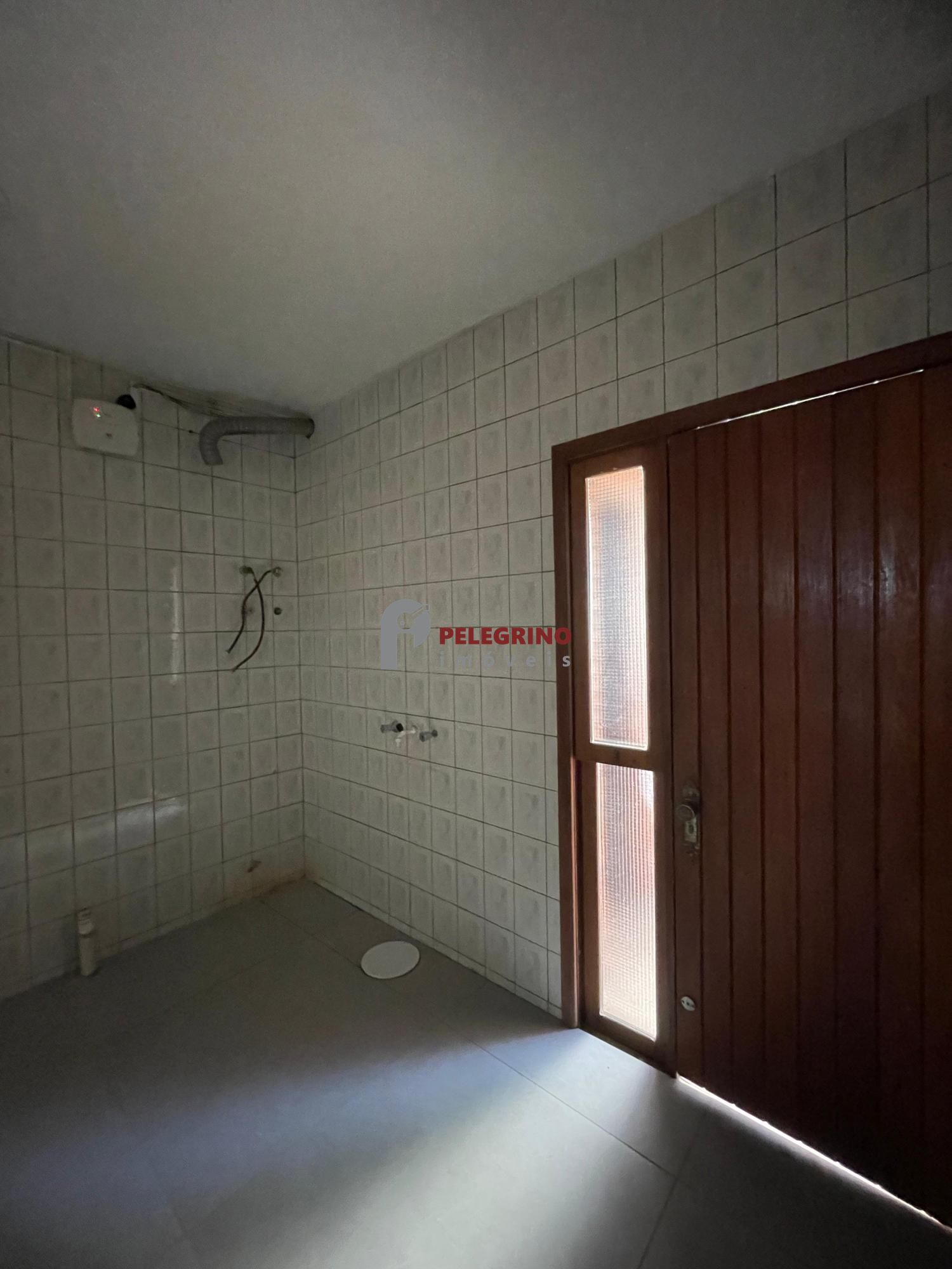 Pelegrino Imóveis vende casa no centro em Tapes