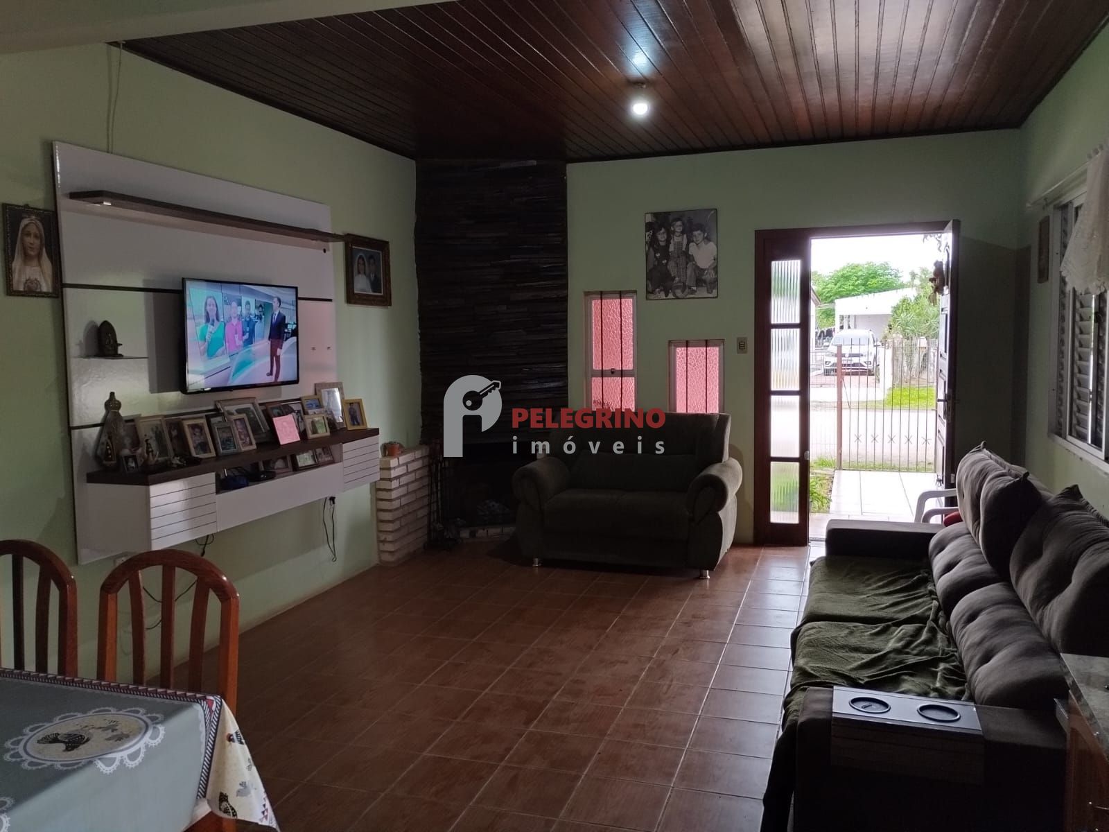 Pelegrino Imóveis vende casa no Balneário Rebello
